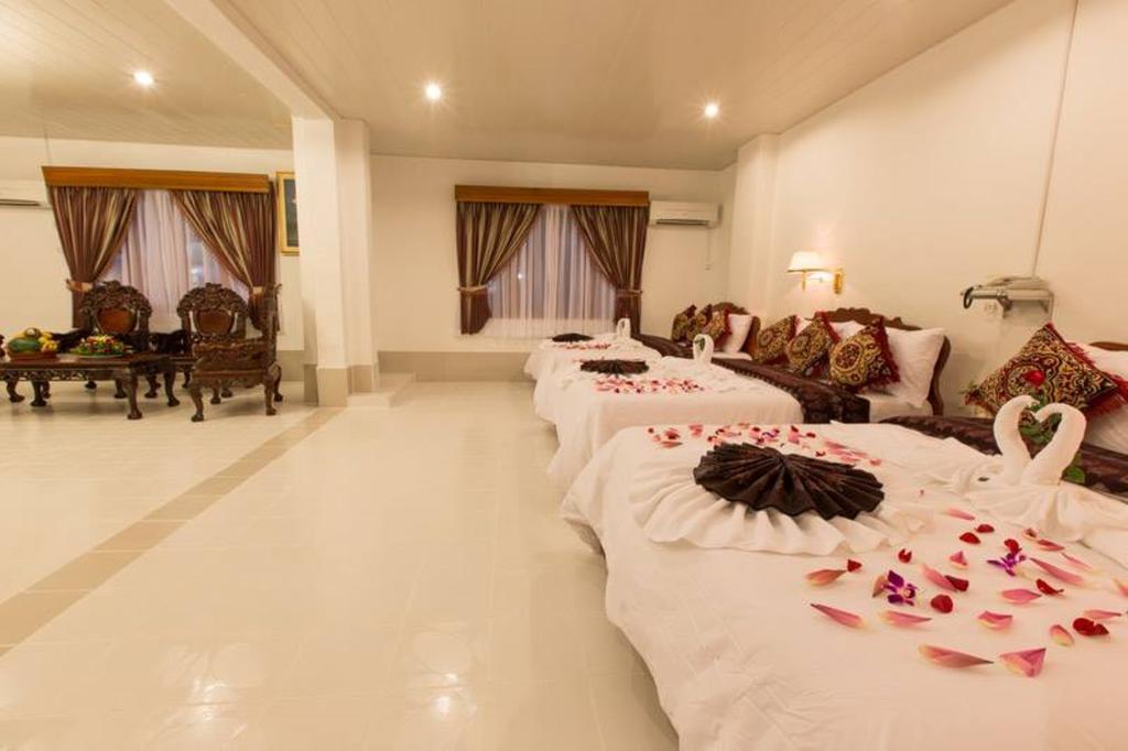 פנום פן Asia Hotel מראה חיצוני תמונה